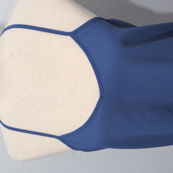 Paper Crane Cami Tank Top Blue Size Medium Racer back V-Neck - Picture 5 of 8